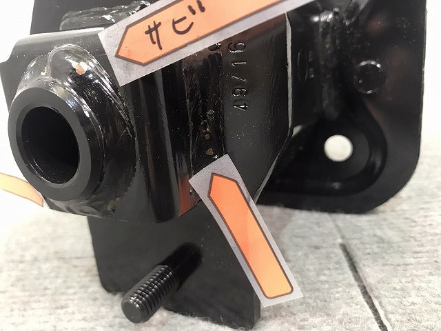 新品 5シリーズ E60/E61/2003-2010 純正 右リアバンパー ホースメントダンパー/バンパーショック 5112 7033714-12/51127033714 (117011)