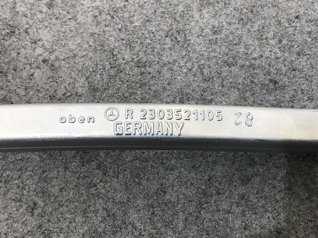 新品 Eクラス W211/2002-2009 純正 リア スラストロッド コントロールアーム R 2303521105/2113502606/A 211 350 26 06(117021)