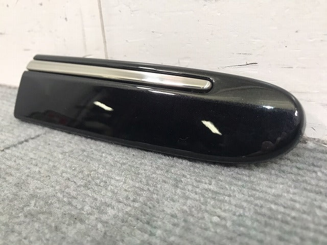 新品! Eクラス/W211/2002-2009 純正 右フロントフェンダーモール A 211 690 28 62/21169028629197 ブラック メルセデスベンツ (117022)