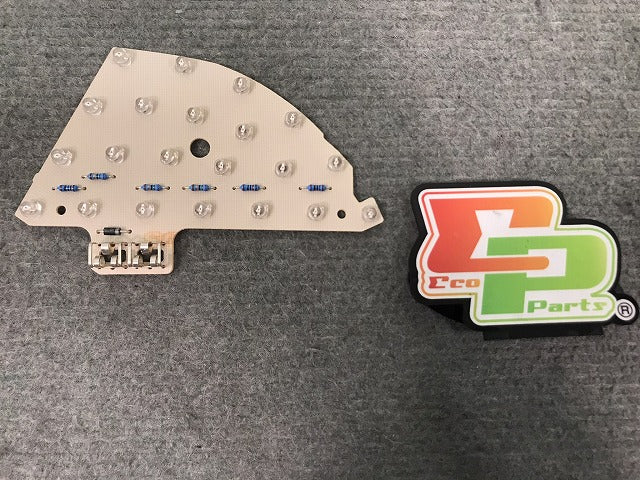 新品! Sクラス/W220/1998-2005 純正 右テールランプ LED プレートのみ A220 820 04 11/2208200411 メルセデスベンツ (117027)