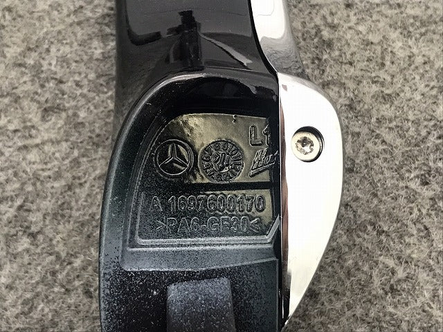 新品! Aクラス W169/2004-2013 純正 左フロントドアアウターハンドル A 1697600170 16976001709191 ブラック メルセデスベンツ (117039)