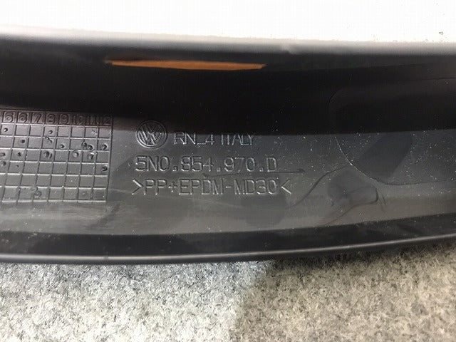 新品! ティグアン 5N系/2008-2018 純正 右フロントオーバーフェンダー 5N0.854.970.D/5N0854970D9B9 素地 フォルクスワーゲン (117050)