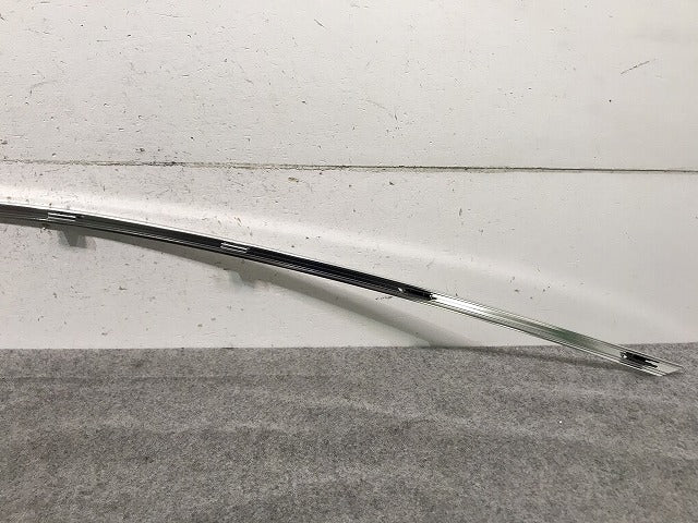 新品! 7シリーズ E65/E66 2001-2010 純正 左フロント ドアアッパーメッキモール 51337005031 メッキ BMW (117053)