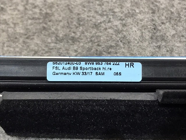 新品! A5 F5/2017- 純正 右リアドア ベルトモール アウター 8W8 853 763/64/02S 8W88537642ZZ メッキ アウディ/Audi (117057)