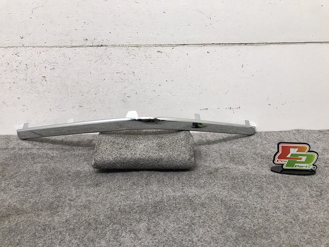 新品! S60/RB系/2004-2007 純正 左リア バンパーモール 08693648 V 8693648 メッキ ボルボ (117126)