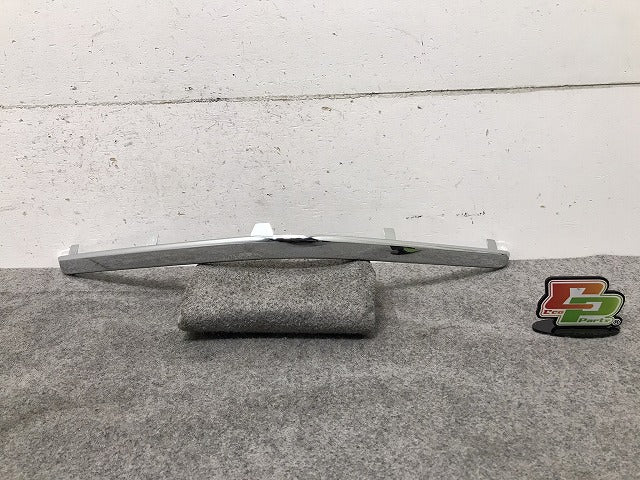 新品! S60/RB系/2004-2007 純正 左リア バンパーモール 08693648 V 8693648 メッキ ボルボ (117127)
