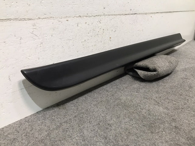 新品! XC90/CB 系/2003-2015 純正 右リア ドアモール/ペイント用 31347657 V 39823082 ボルボ (117150)