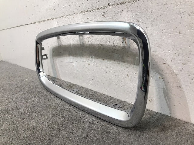 新品! 7シリーズ/E65/E65/2001-2009 純正 右フロント グリル トリム 5113 8223 220.9 51138223220 メッキ BMW (117248)