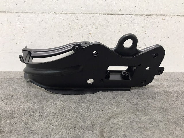 新品 Eクラス/W211/2002-2009 純正 左フロント クロスメンバー アブソーバー ブラケット ラジエーターサポート 2116201531 ベンツ (117260)