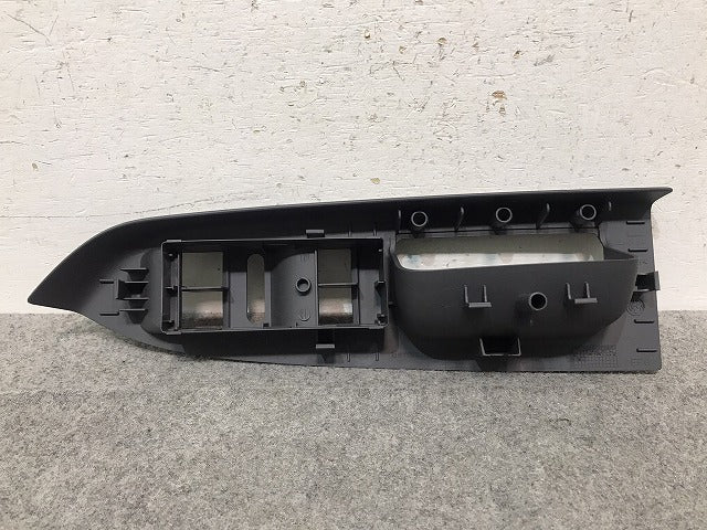新品! トゥーラン/1T系/2003-2015 純正 右フロントドア ウィンドウスイッチパネル 運転席側 1T2 867 372E/1T2867372E75R VW (117264)