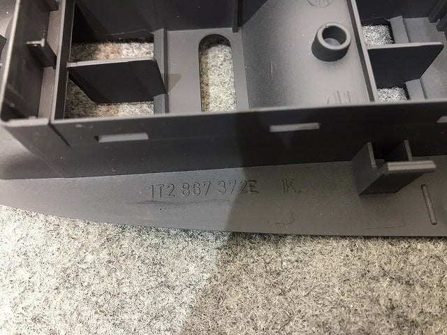 新品! トゥーラン/1T系/2003-2015 純正 右フロントドア ウィンドウスイッチパネル 運転席側 1T2 867 372E/1T2867372E75R VW (117264)
