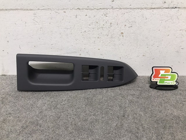 新品! トゥーラン/1T系/2003-2015 純正 右フロントドア ウィンドウスイッチパネル 運転席側 1T2 867 372E 1T2867372E75R VW (117265)