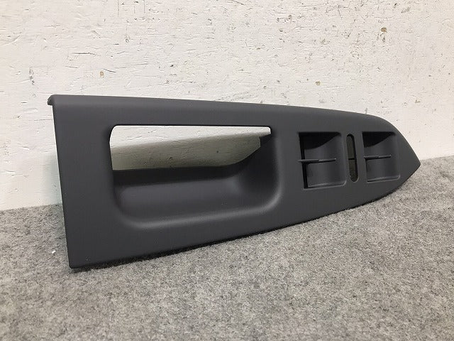 新品! トゥーラン/1T系/2003-2015 純正 右フロントドア ウィンドウスイッチパネル 運転席側 1T2 867 372E 1T2867372E75R VW (117265)
