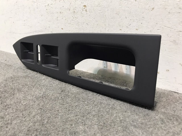 新品 トゥーラン/1T系/2003-2015 純正 右フロント パワーウィンドウスイッチ カバー 右ハンドル用 1T2 867 372E/1T2867372E75R VW (117267)