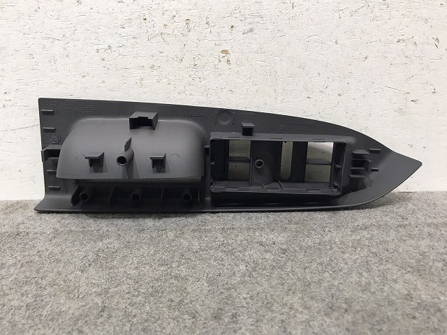 新品 トゥーラン/1T系/2003-2015 純正 右フロント パワーウィンドウスイッチ カバー 右ハンドル用 1T2 867 372E/1T2867372E75R VW (117267)
