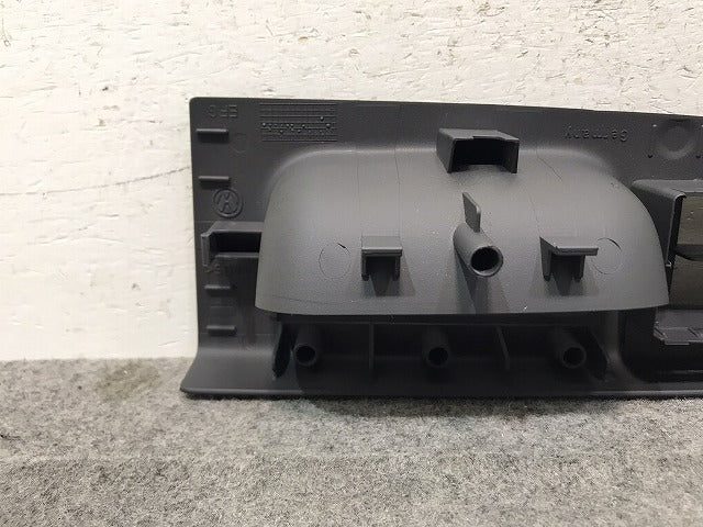 新品 トゥーラン/1T系/2003-2015 純正 右フロント パワーウィンドウスイッチ カバー 右ハンドル用 1T2 867 372E/1T2867372E75R VW (117267)