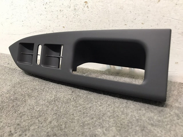 新品 トゥーラン/1T系/2003-2015 純正 右フロント パワーウィンドウスイッチ カバー 右ハンドル用 1T2 867 372E 1T2867372E75R VW (117268)