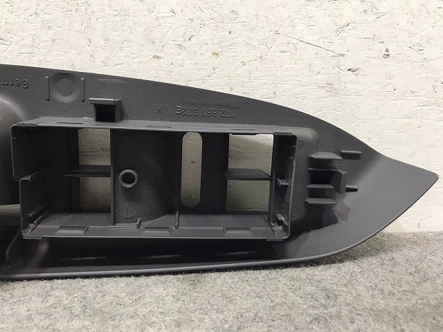 新品 トゥーラン/1T系/2003-2015 純正 右フロント パワーウィンドウスイッチ カバー 右ハンドル用 1T2 867 372E 1T2867372E75R VW (117268)