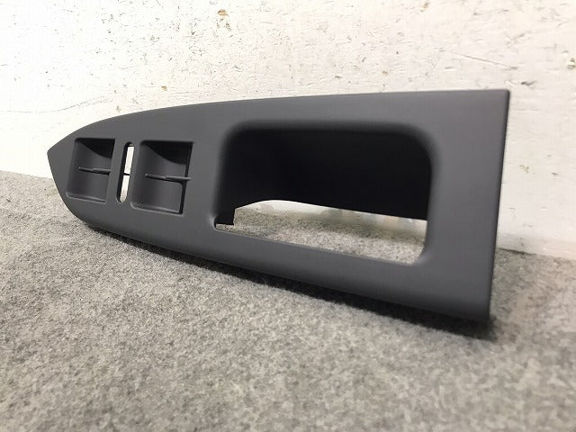 新品! トゥーラン/1T系/2003-2015 純正 右フロント パワーウィンドウスイッチ カバー 右ハンドル用 1T2 867 372E 1T2867372E75R(117270)