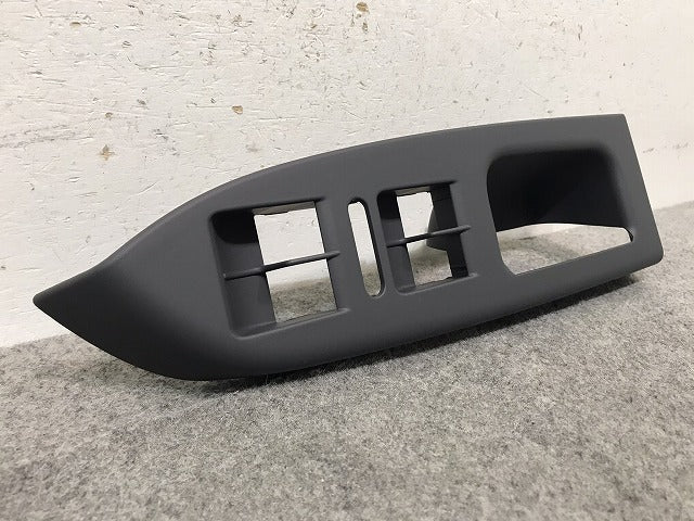 新品! トゥーラン/1T系/2003-2015 純正 右フロント パワーウィンドウスイッチ カバー 右ハンドル用 1T2 867 372E 1T2867372E75R(117271)