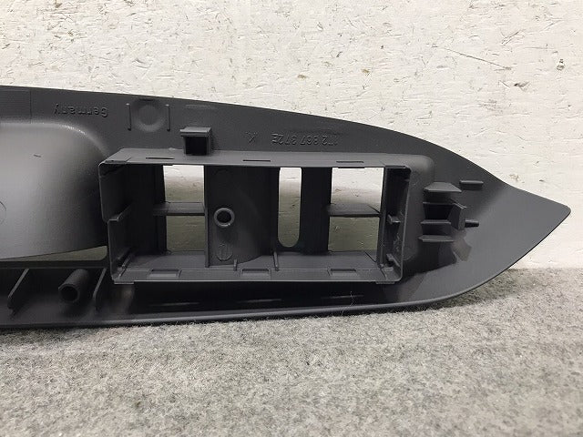 新品! トゥーラン/1T系/2003-2015 純正 右フロント パワーウィンドウスイッチ カバー 右ハンドル用 1T2 867 372E 1T2867372E75R(117271)
