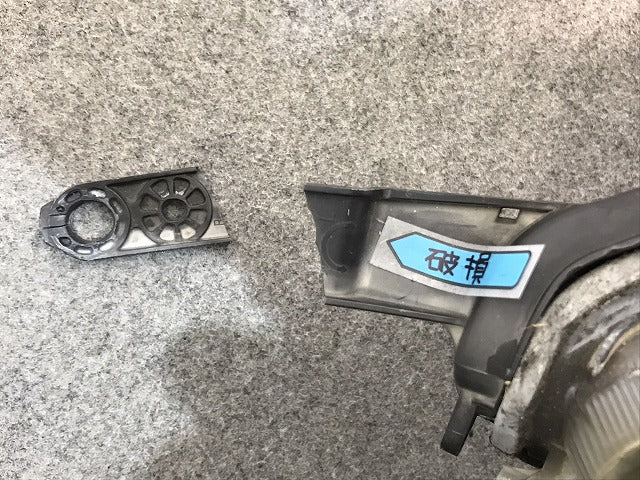 レガシィ/レガシー BR9/BRF/BM9 純正 右ヘッドライト/キセノン HID レベライザー AFS無 100-20061/62/63/64/67/68 84913AJ230(117317)