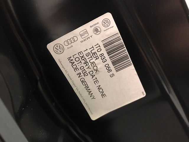 新品! ゴルフ トゥーラン/1T系/2003-2015 純正 右リア ドア 1T0 833 056 S 1T0833056S 未塗装 フォルクスワーゲン (117489)