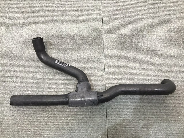 新品! Vクラス/W638/1999-2002 純正 ヒーターホース A 638 832 26 23 6388322623 メルセデスベンツ (117572)