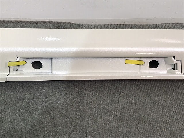 新車取り外し ランドクルーザー/ランクル/プラド 150系/TRJ150W/GDJ150W/GDJ151W/GRJ150W/151W 純正 左サイドステップ 75806-60050(117621)