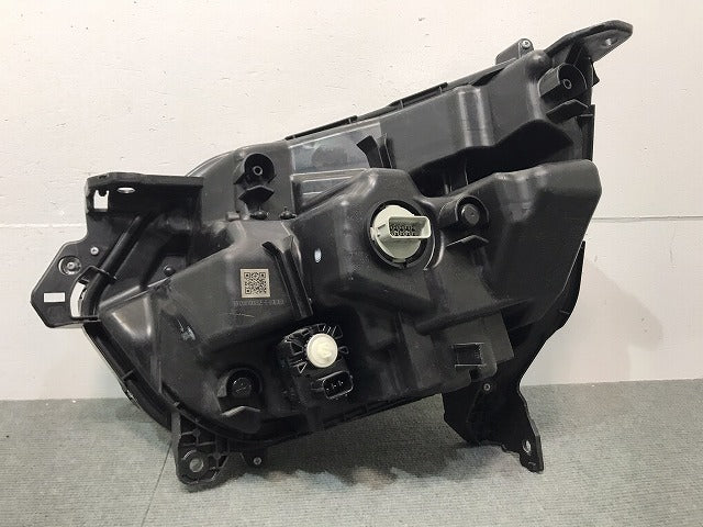 N-BOX/NBOX Nボックス/カスタム JF3/JF4 純正 右 ヘッドライト/ランプ LED レベライザー 刻印J STANLEY W3106 ホンダ(117668)