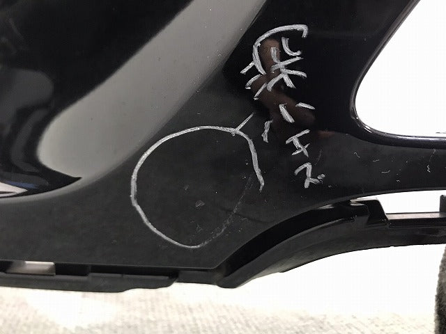 マカン/95B 純正 フロントバンパー 左側バンパーエアガイド付き 95B.121.333/95B121333 ジェットブラックメタリック C9X ポルシェ (117711)