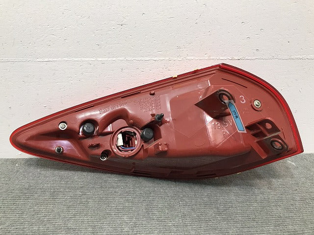 スカイライン クロスオーバー/SKYLINE CROSSOVER/J50/NJ50 純正 右テールランプ/ライト/レンズ LED STANLEY P7008 日産/NISSAN (117752)