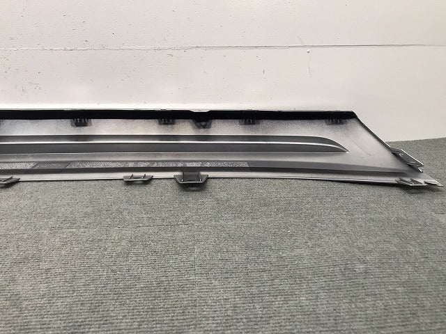 新車取り外し! ヴェゼル/VEZEL RV3/RV4/RV5/RV6 純正 リアガーニッシュ プロテクター 71562-3M0-N0 シルバー ホンダ (117815)
