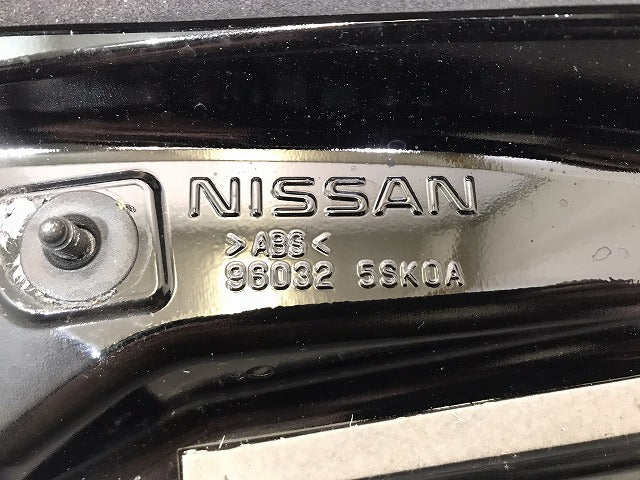 リーフ LEAF/ZE1 純正 リアスポイラー ゲートスポイラー/ルーフスポイラー/ウィング 96032 5SK0A/96032-5SK0A ブラック 日産 (118095)
