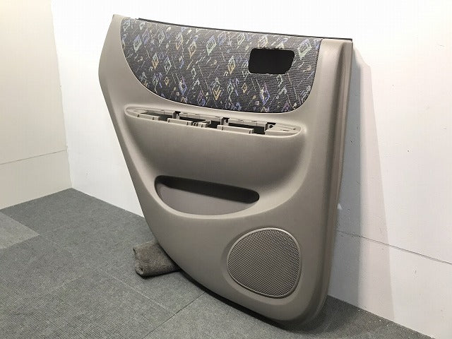 新品! カルディナ CALDINA/ZZT241 純正 左リアドア 内張 トリム ボード 67722-13040/67776-13010 67640-13480-B0 (118146)