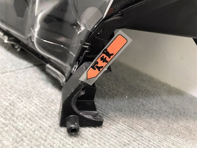 タンク/トール/M900A/M910A/M900S/M910S 純正 前期 左ヘッドライト/ランプ ハロゲン レベライザー STANLEY W3919 トヨタ (118239)