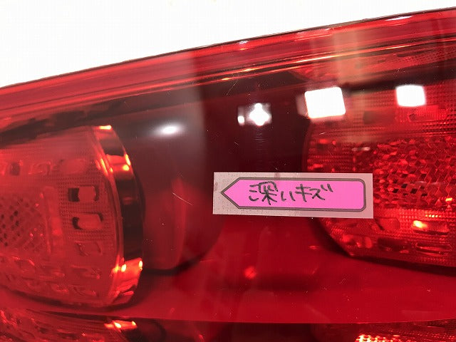 新品! Q7(7L)4L系/2007-2009 社外 右テールランプ/ライト/レンズ ハロゲン BOSCH 0 319 309 204 アウディ (118319)
