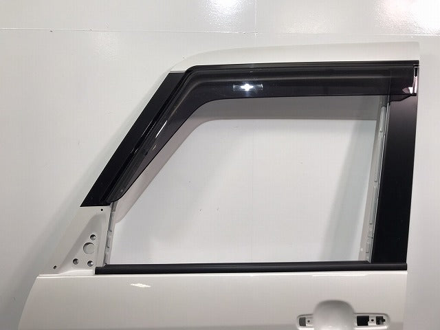 デイズルークス/ekスペース/B21A/B11A 純正 左フロントドア バイザー付 ホワイトパール(3コートパール) カラーNo.SLN 日産 三菱 (118347)