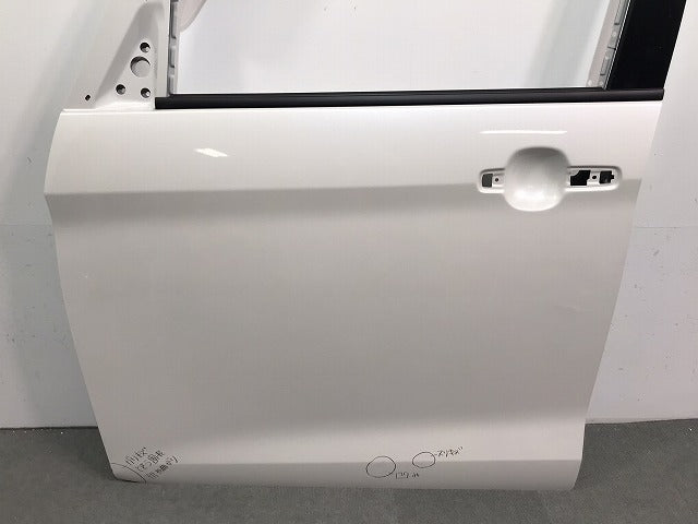 デイズルークス/ekスペース/B21A/B11A 純正 左フロントドア バイザー付 ホワイトパール(3コートパール) カラーNo.SLN 日産 三菱 (118347)