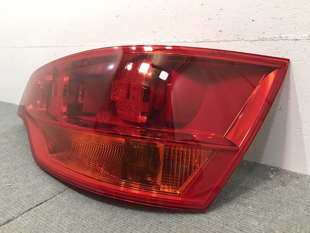 新品! Q7(7L)4L系/2007-2009 社外 右テールランプ/ライト/レンズ ハロゲン BOSCH 0 319 309 204 アウディ (118360)