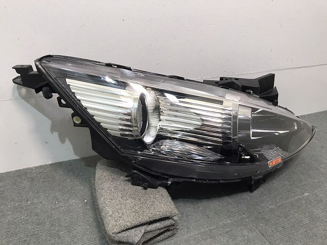 ビアンテ BIANTE/CCEAW/CCEFW/CC3FW 純正 右ヘッドライト/ランプ ハロゲン レベライザー STANLEY P8161 マツダ MAZDA (118370)