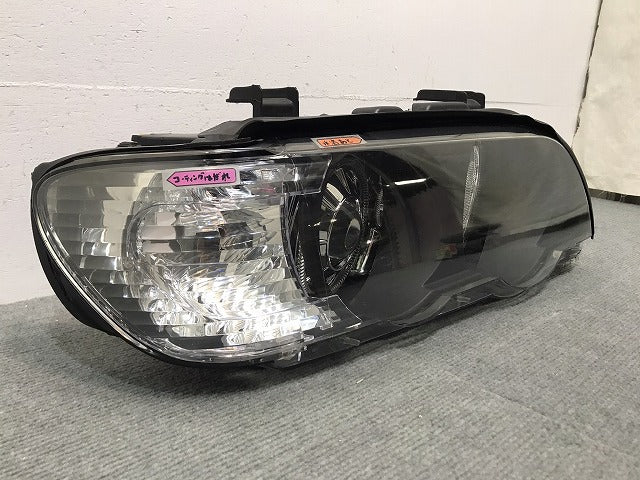 X5 シリーズ/E53/2000-2006 社外 右ヘッドライト/ランプ キセノン HID AFS無 DEPO 344-1120R BMW (118375)