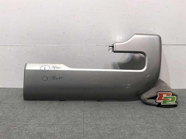 ハスラー/フレアクロスオーバー/MR92S/MR52S/MS92S/MS52S 純正 右リアバンパーガーニッシュ 71813-59S0 71813-59S00-ZVC シルバー (118409)
