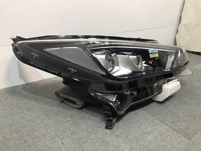 リーフ LEAF/ZE1 純正 右ヘッドライト/ランプ バラスト レベライザー LED 刻印P ICHIKOH 1954/26010 5SK5A 日産 NISSAN (118418)
