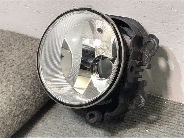 デイズ/デイズルークス/B21W/B21A 純正 左フォグランプ/ライト/レンズ ハロゲン ams 13710/SAE F 0104 F3 日産 (118455)