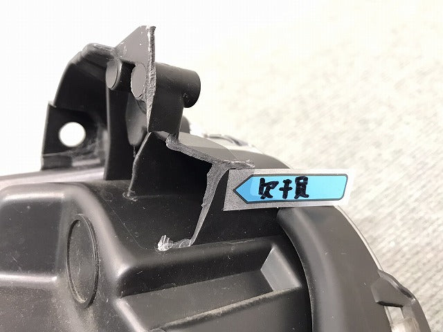 シエンタ/170系/NHP170G/NSP170G/NSP172G/NCP175G 純正 後期 左ヘッドライト/ランプ LED レベライザー ICHIKOH 52-317 (118487)