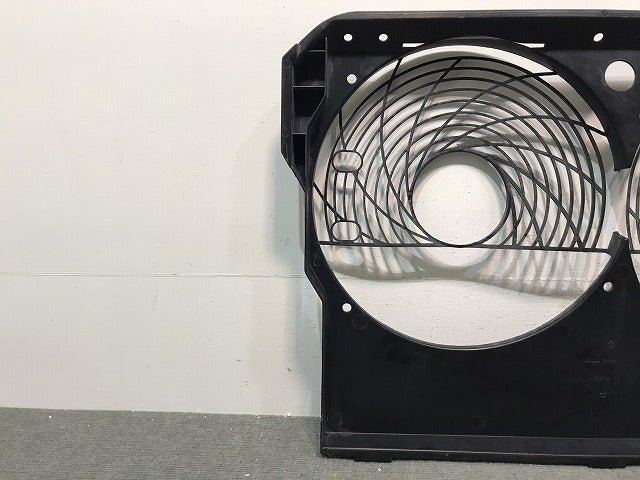 新品! SLクラス/R129 純正 ファンカバー 129 505 09 55 1295050955 素地 メルセデスベンツ (118508)