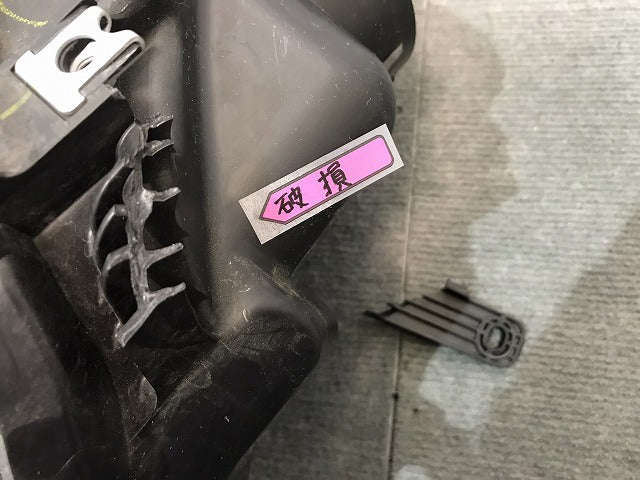 セレナ ハイウェイスター/XV/X/G/C27/GC27/GFC27/GNC27/GFNC27 純正 前期 右ヘッドライト LED 刻印Z KOITO 100-23721 (118510)