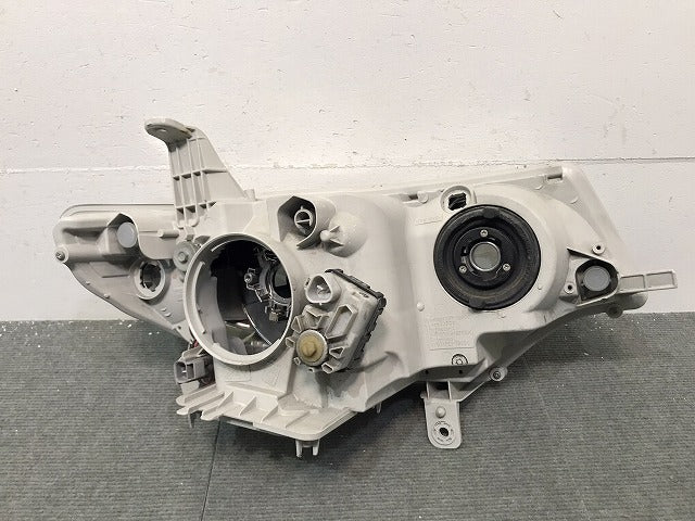 タント カスタム/L375S/L385S 純正 左ヘッドライト/ランプ キセノン HID レベライザー AFS無 KOITO 100-51944 ダイハツ (118553)