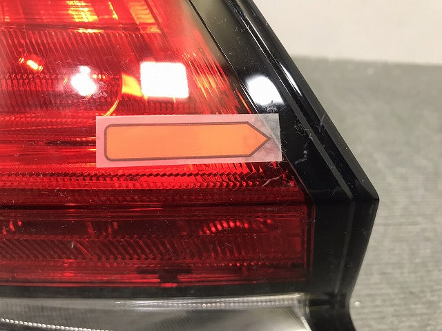 リーフ LEAF/ZE1 純正 左テールランプ/ライト/レンズ LED ICHIKOH D212 日産 NISSAN (118665)